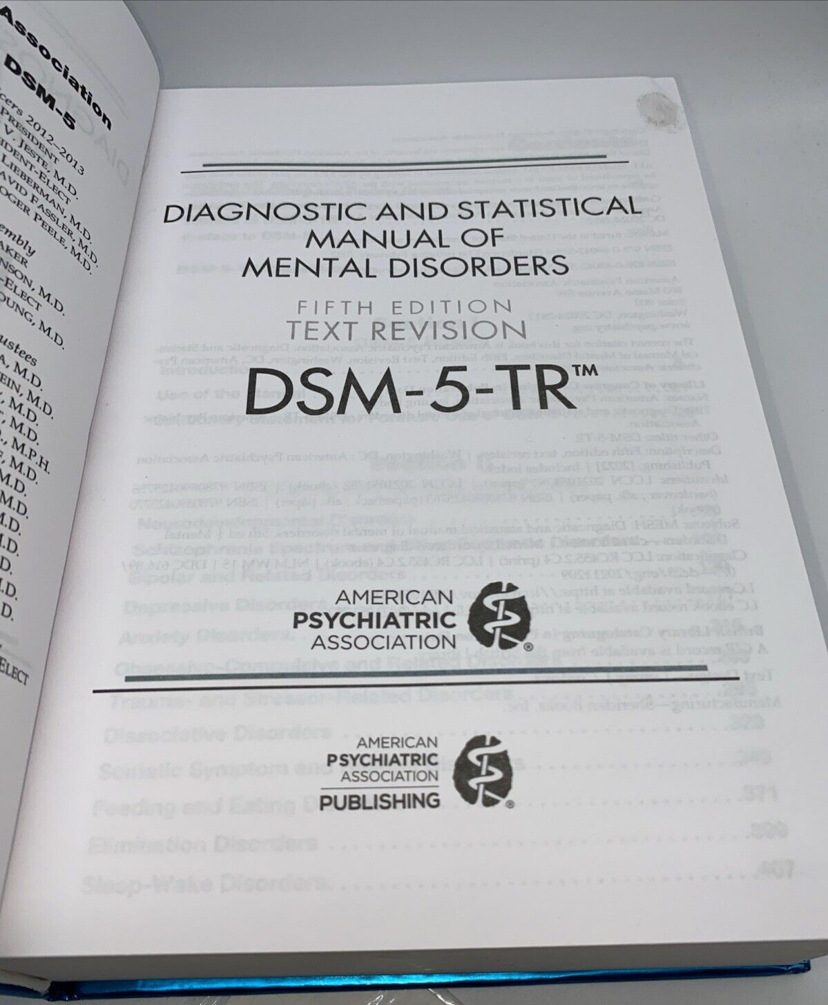 Diagnostic and Statistical Manual of Mental Disorders : DSM-5-TR Hardcover