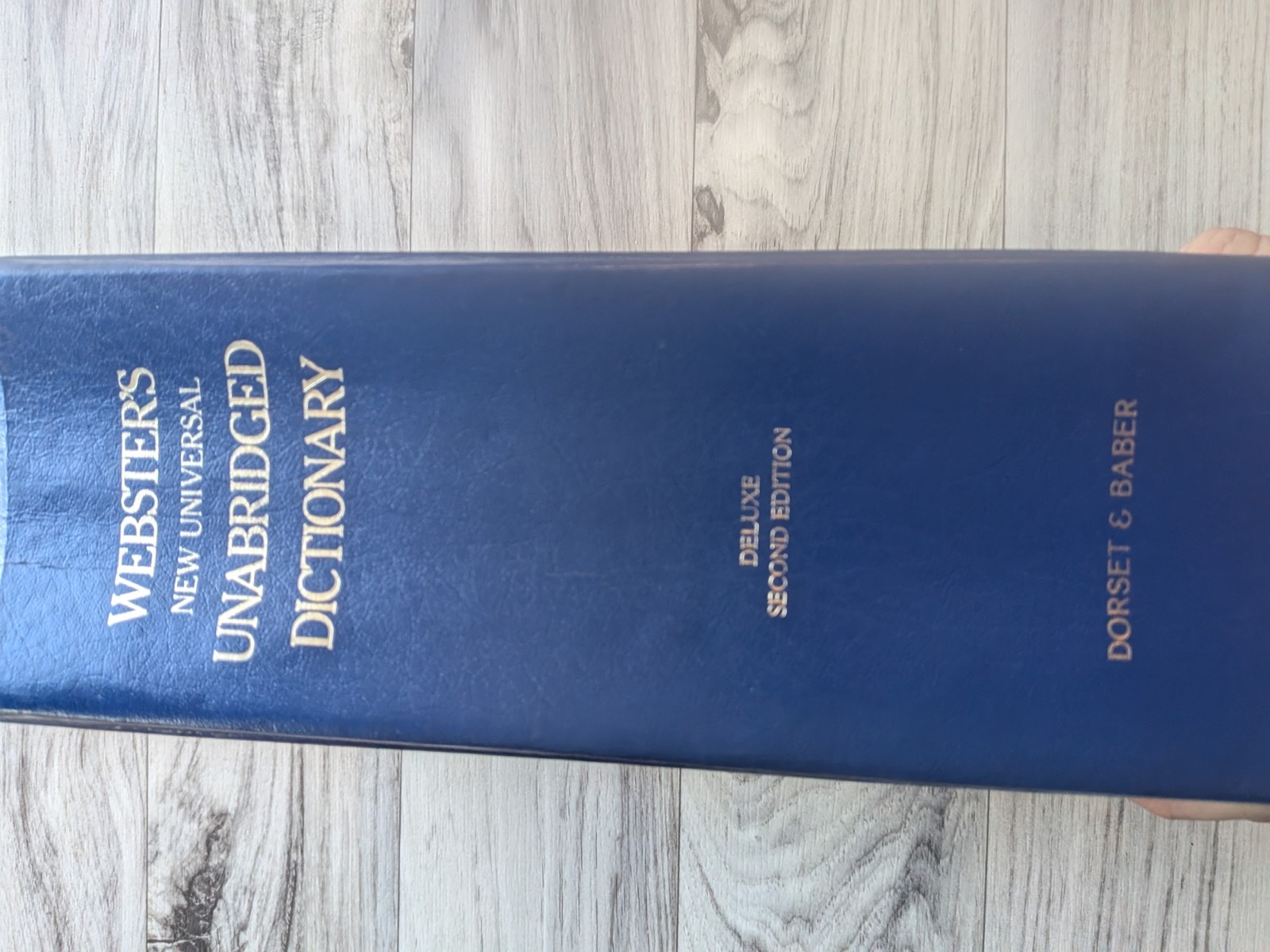 1983 WEBSTER’S NEW UNIVERSAL UNABRIDGED DICTIONARY DELUXE 2ND EDITION 2,347 PGS