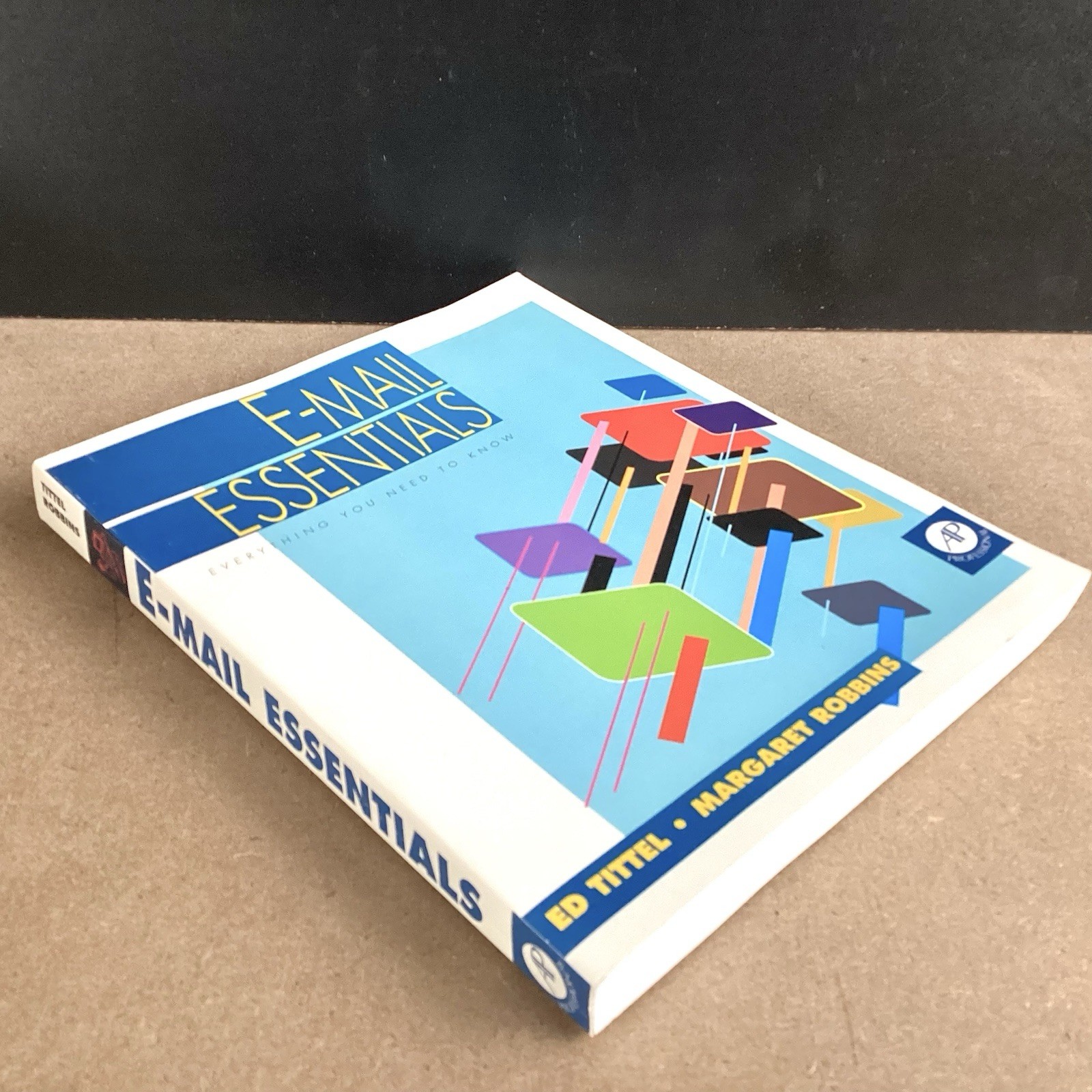 E-Mail Essentials by Margaret Robbins and Ed Tittel 1994 Trade Paperback