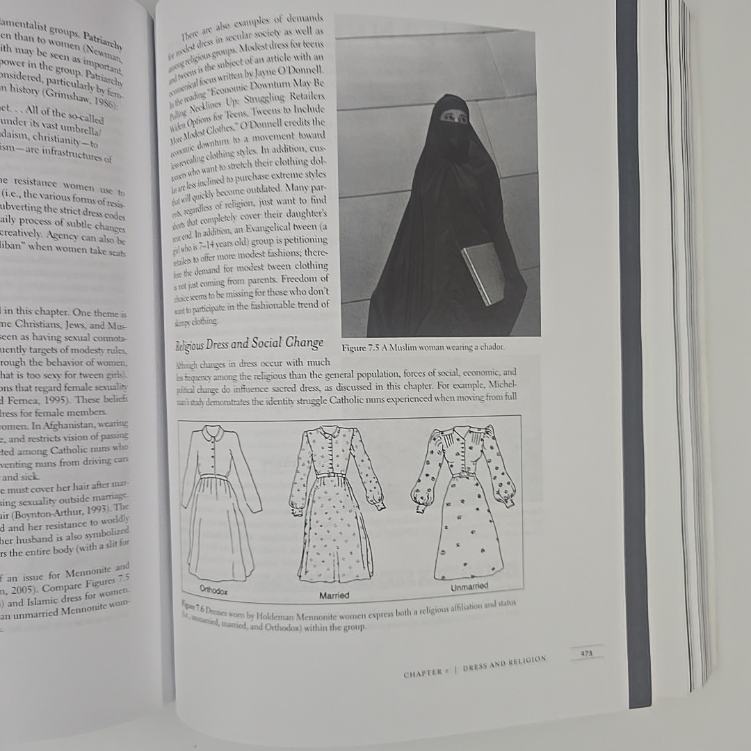 Meanings of Dress by Andrew Reilly, Kimberly A. Miller-Spillman and Patricia…