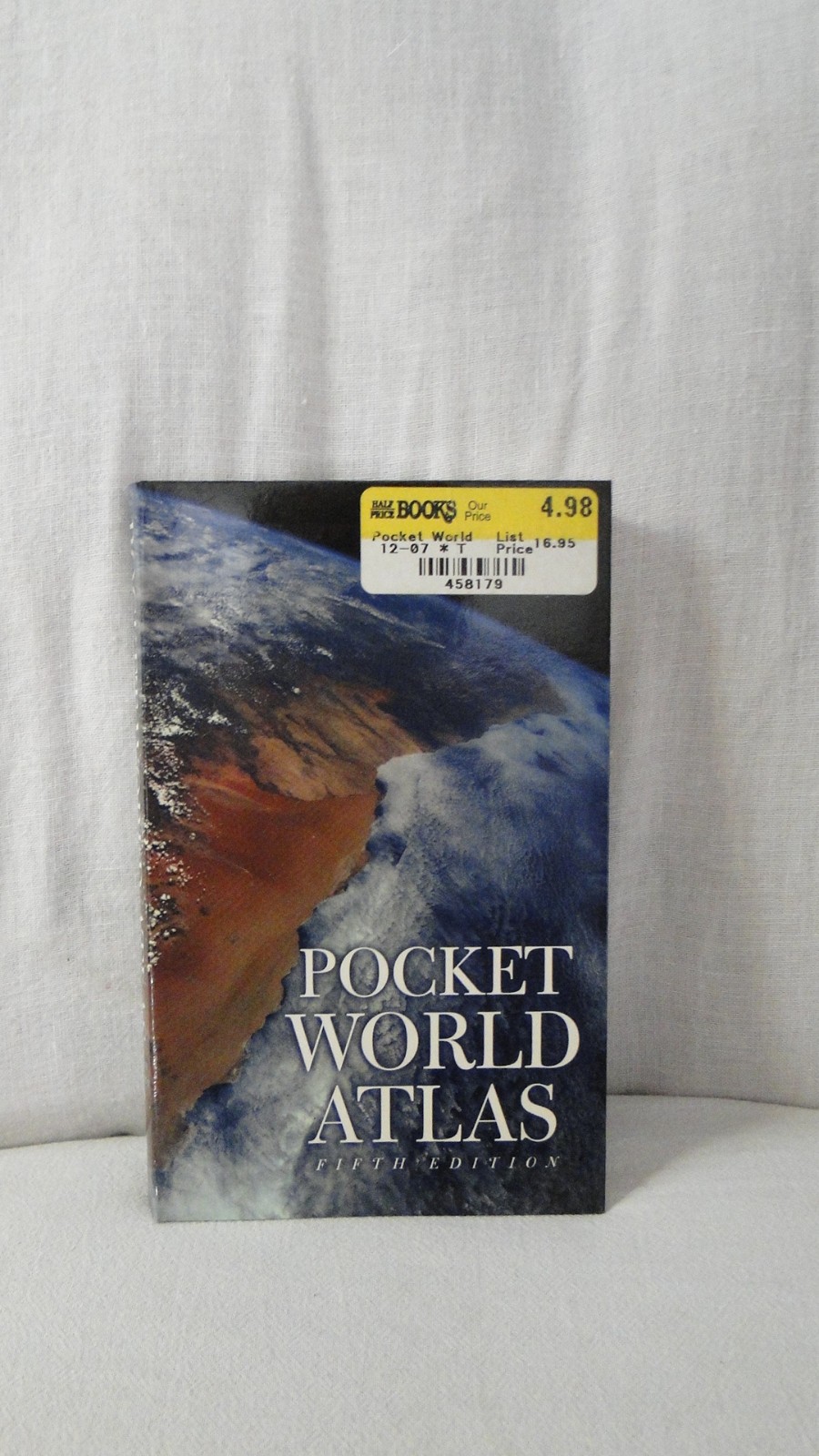 Pocket World Atlas by Not Available (2005, Trade Paperback)